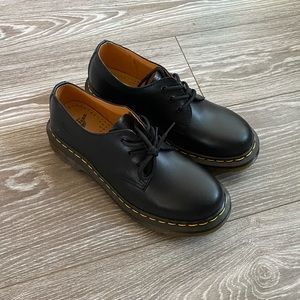 Doc Martens (Dr. Martens) Oxfords
